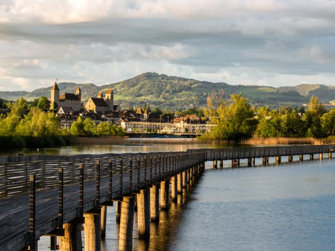 Wooden bridge between Rapperswil and Hurden